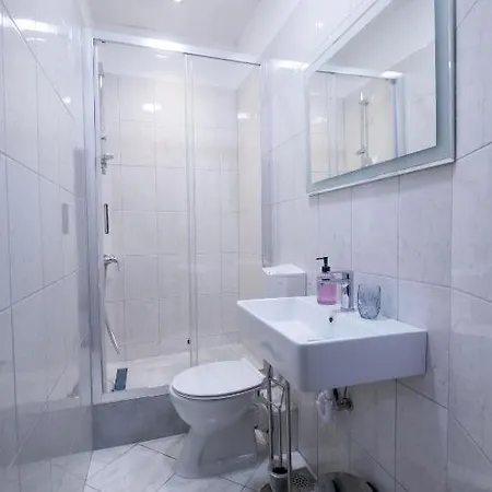 Apartament 1