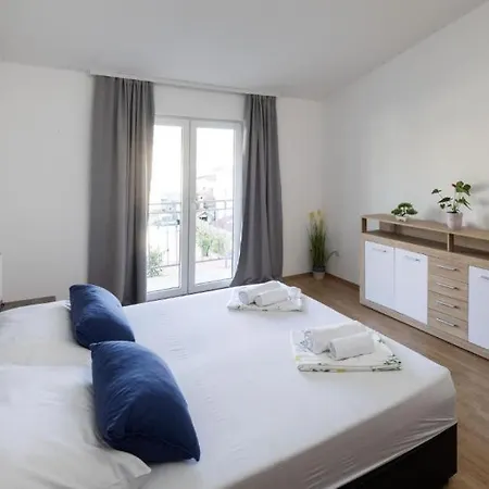 Apartment 1 *